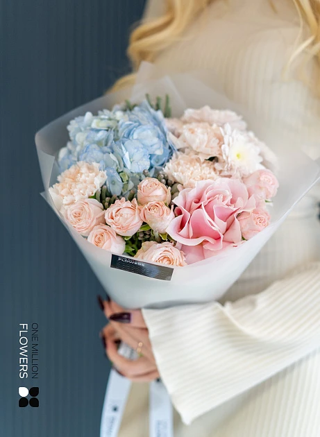 Букет "Бруни Блу" Mate