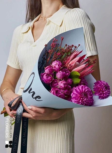 картинка Букет "Вайлет Сохо" One от магазина Одежда+